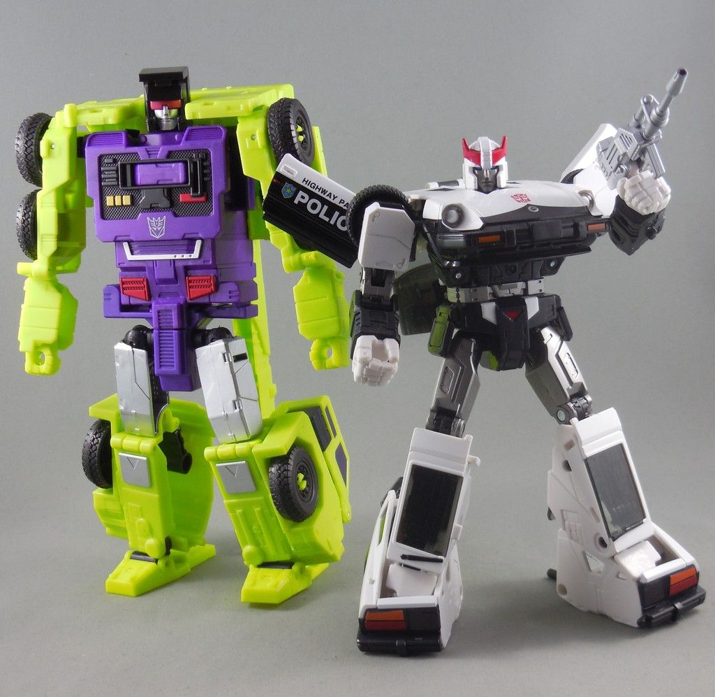 transformers combiner wars constructicons